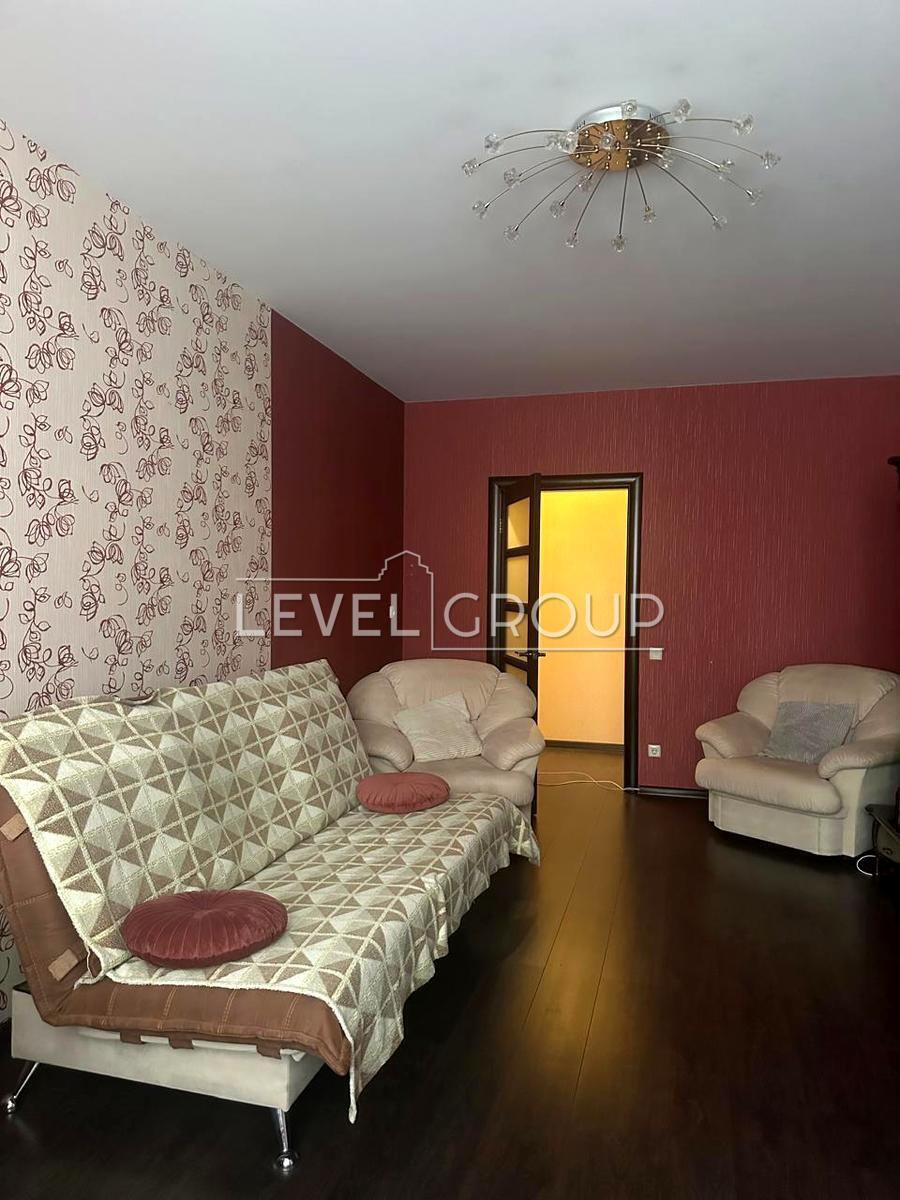 Elizabeth Chavdar St., 5