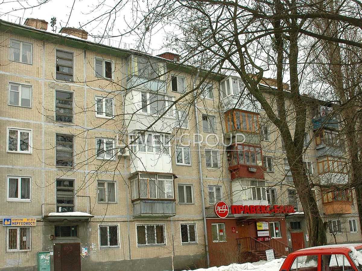 Васильківська вул., 49