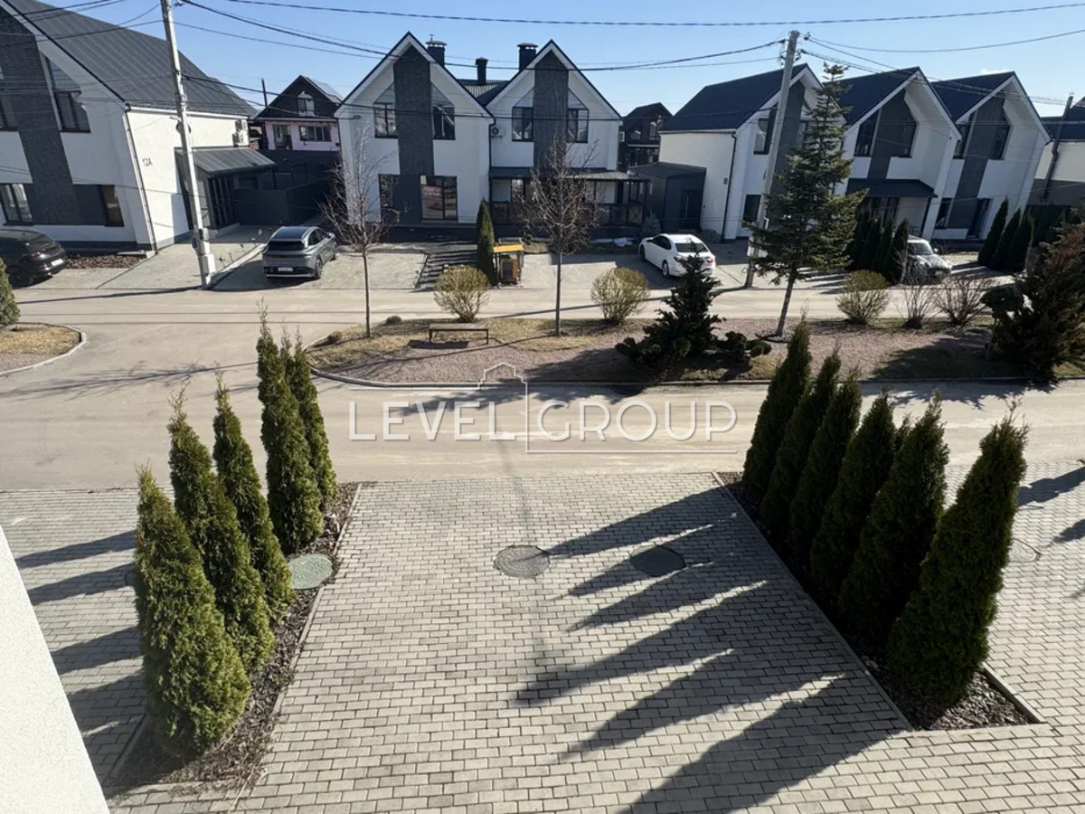 Щаслива вул., 9Б