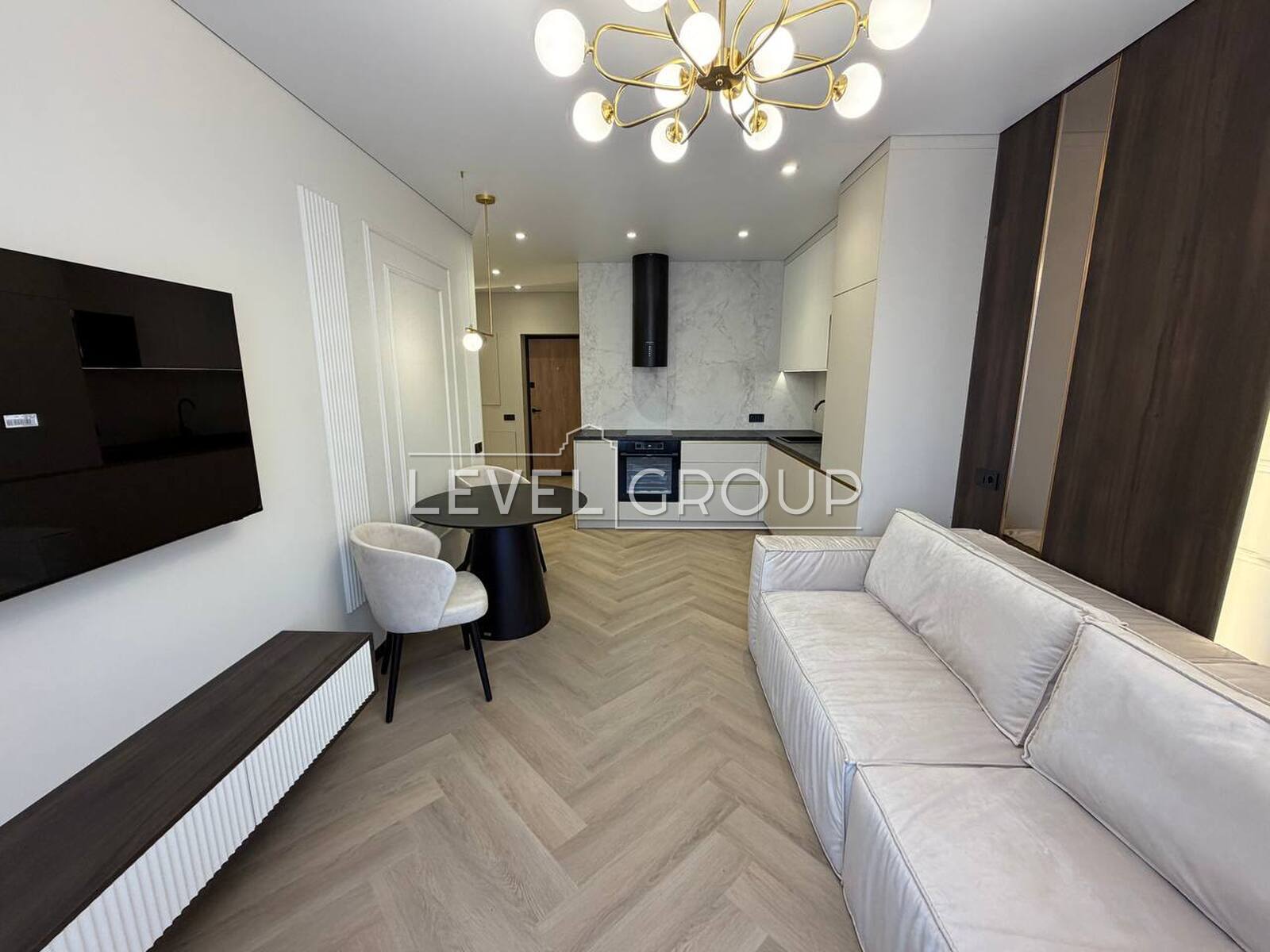 Oleksandra Olesia St., 17A