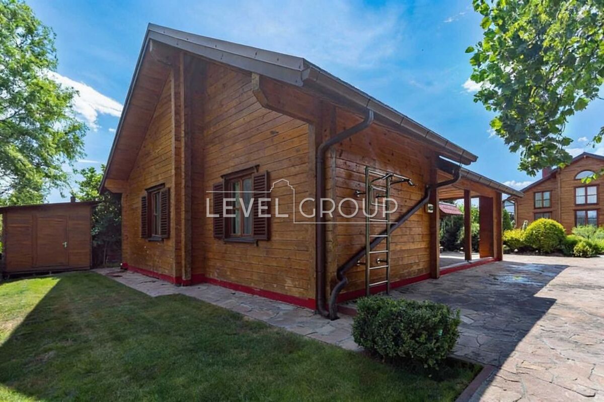 Авгурівська, 125