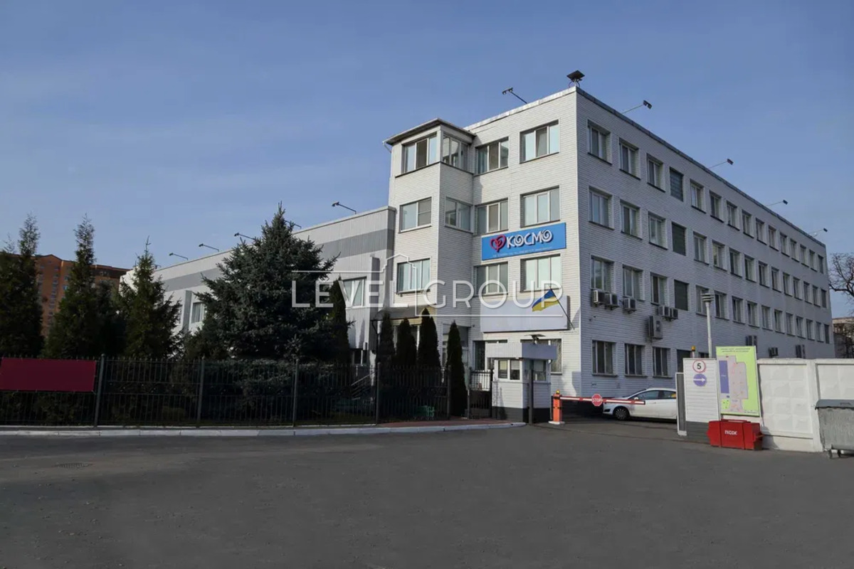 Бориспільська вул., 19