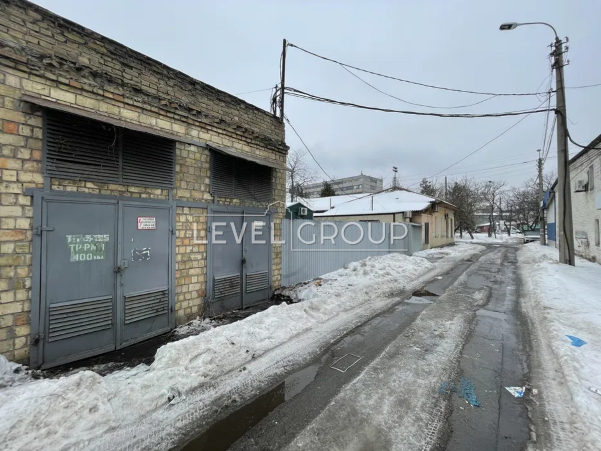 Деревообробна вул., 5д