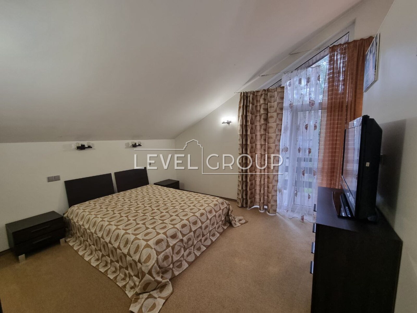 Плютовська, 2