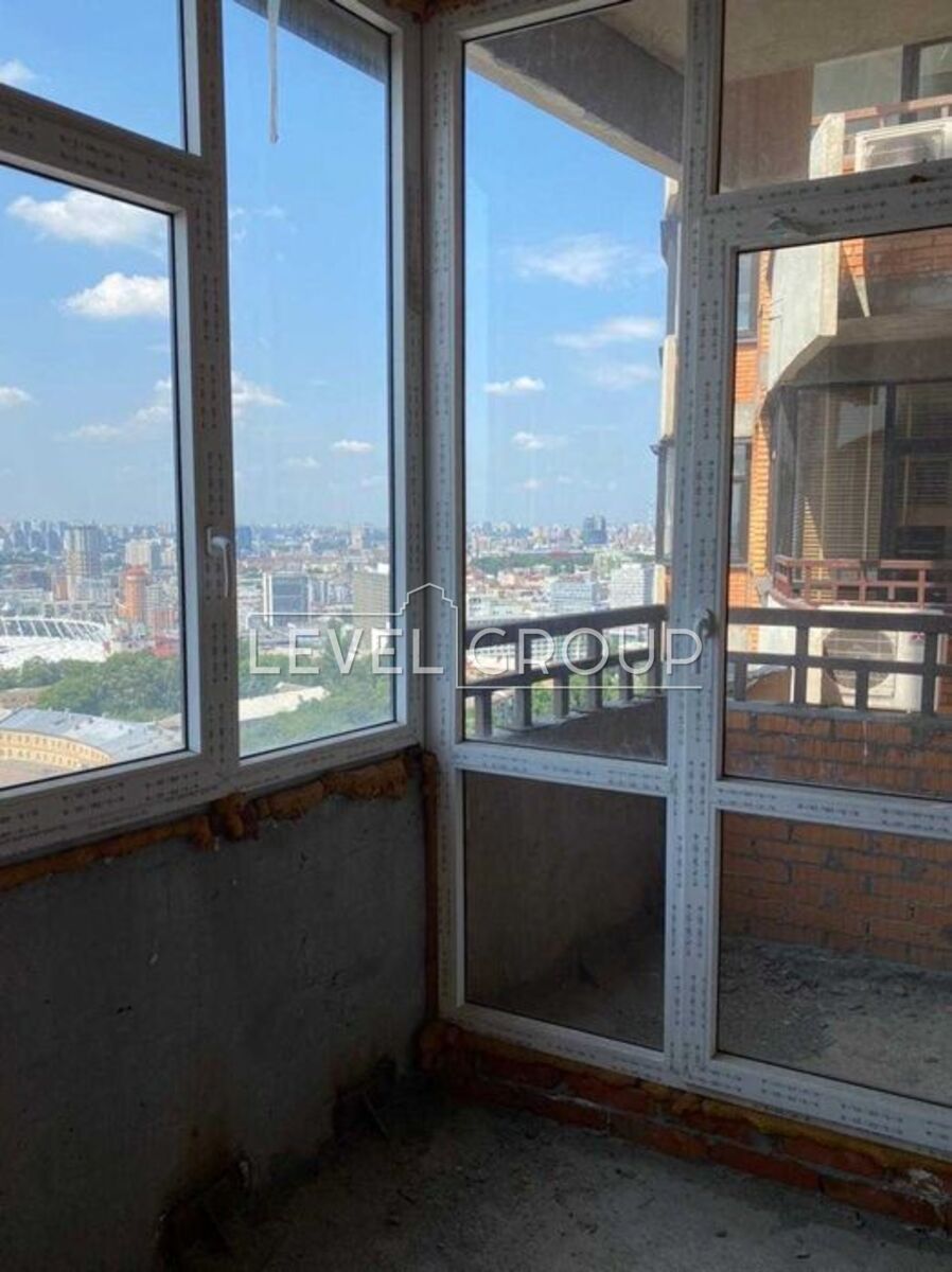 Лесі Українки бульв., 7а