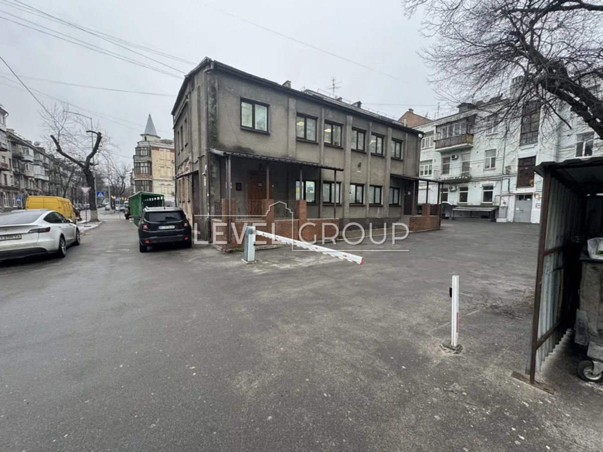 Yaroslavskaya St., 39