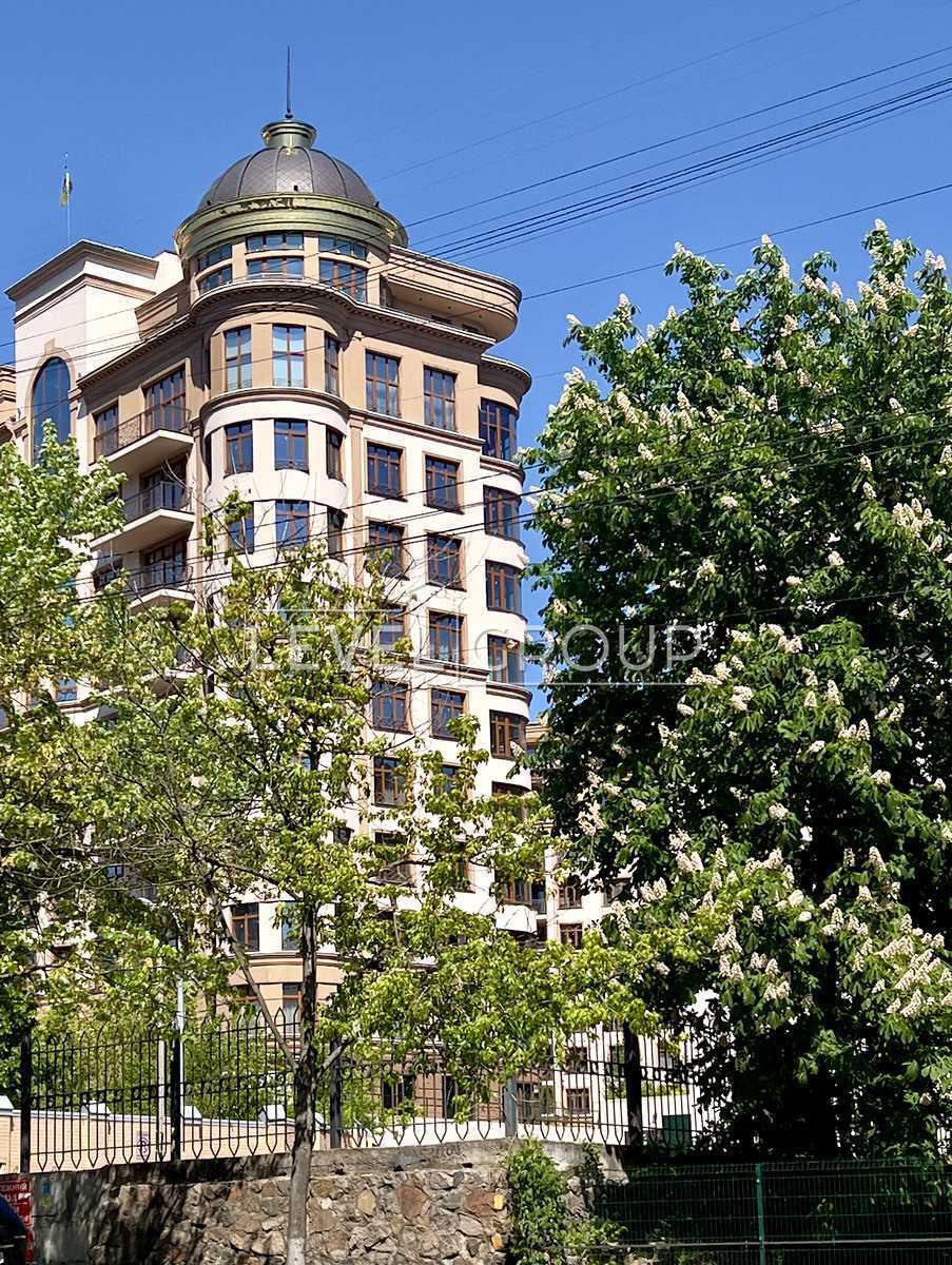 Михайла Бойчука вул. (Васо Кіквідзе), 19А
