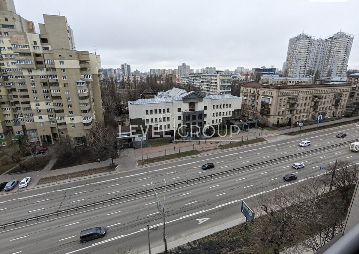 Beresteyskyi Ave. (Peremohy), 42a