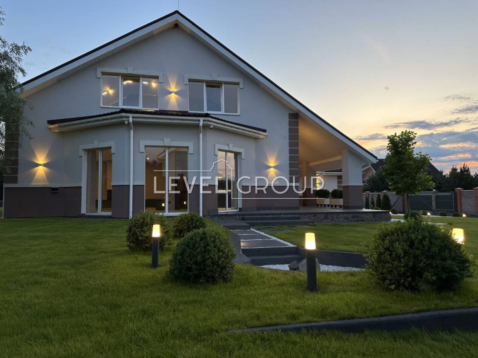 Узліссівська, 10