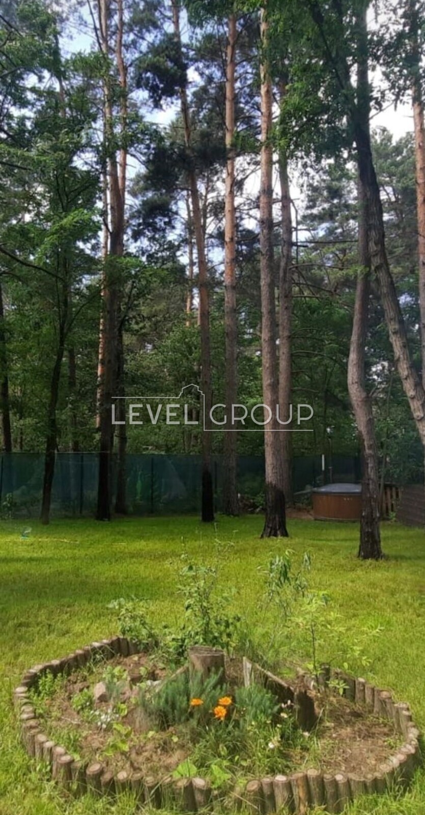 name_en