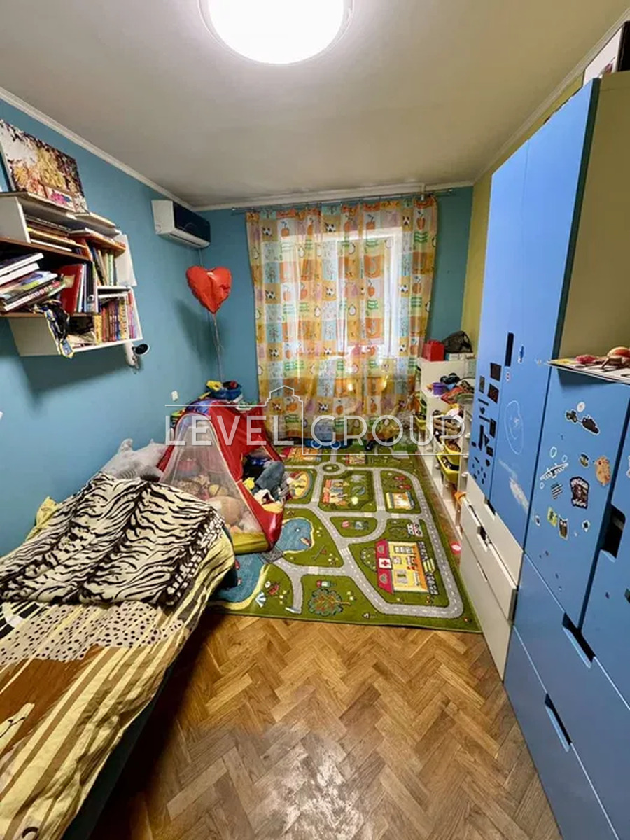 Obolonska St., 47