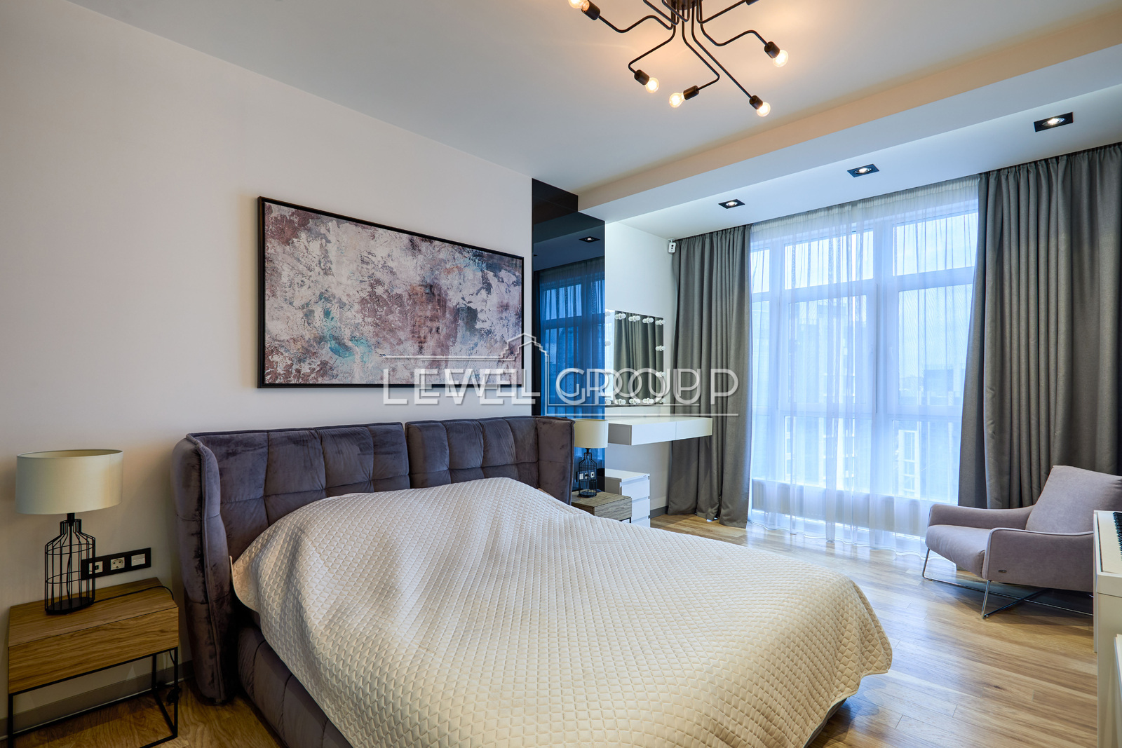 Андрія Верхогляда вул. (Михайла Драгомірова), 17