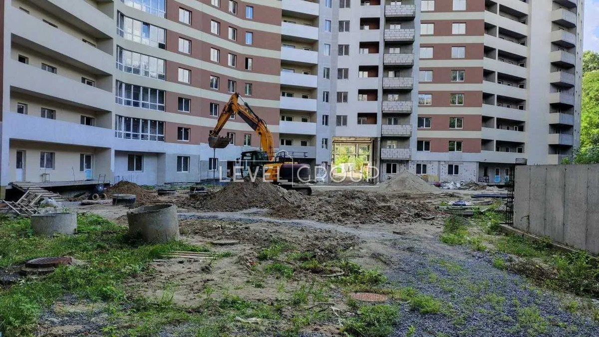 Новопольова вул., 2