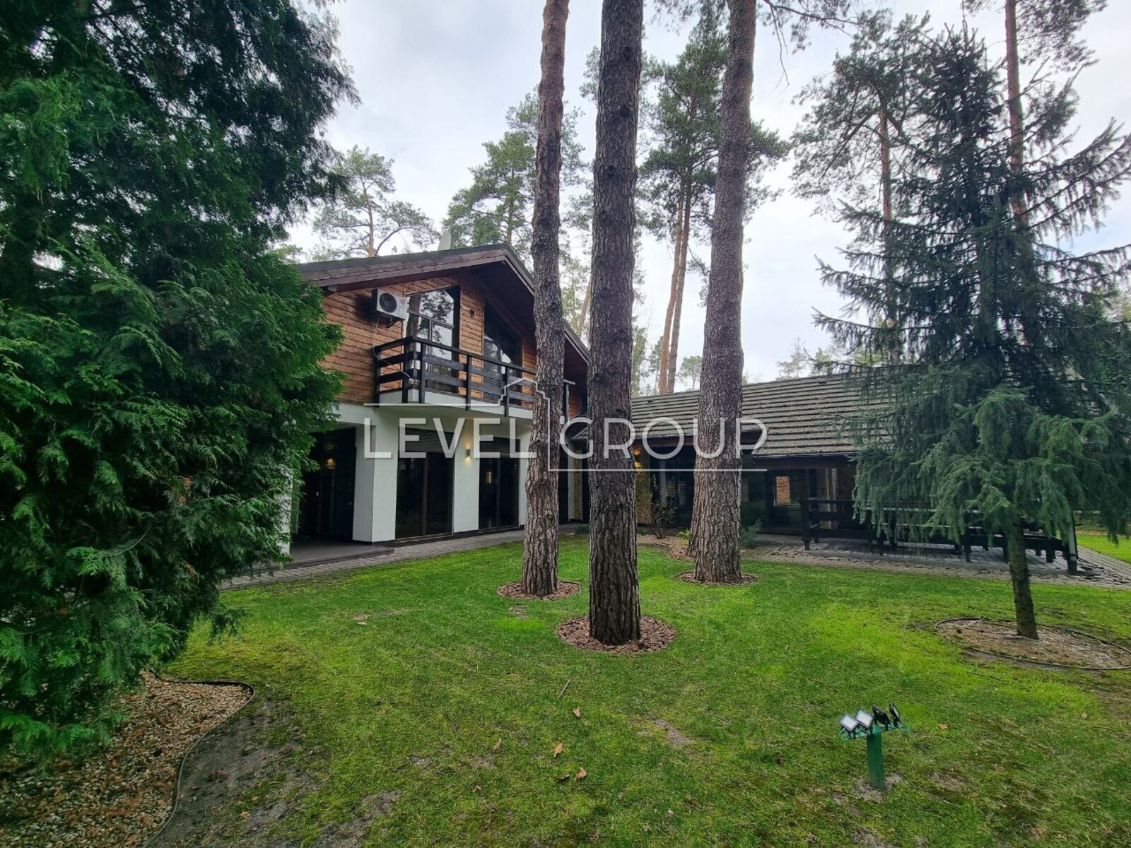 Плютовська, 2