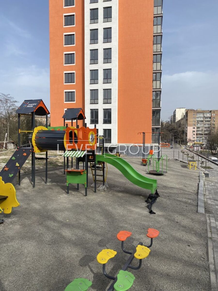 Zahorivska str. (Baggovutivska), 25