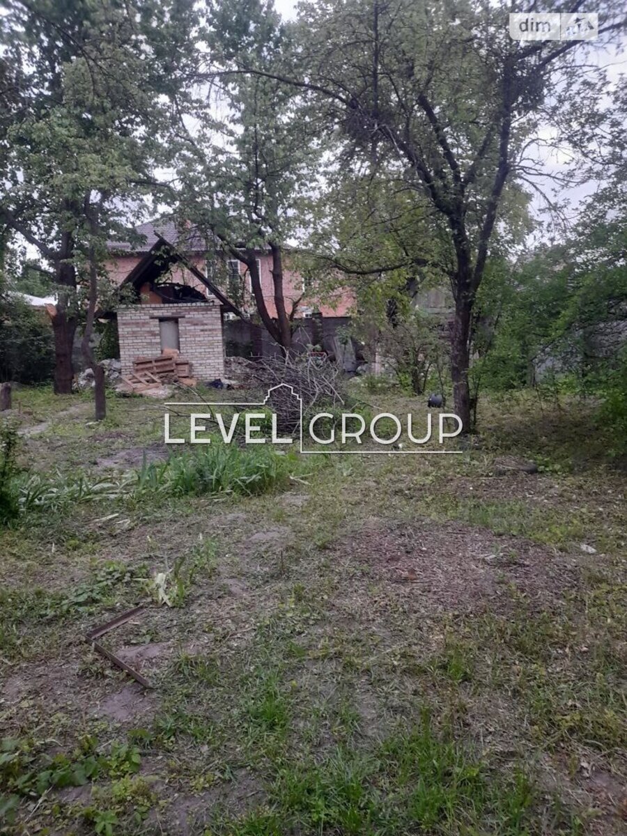 Синьоозерна вул., 18