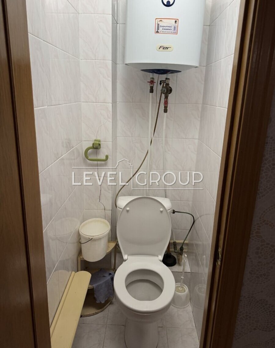 Honore de Balzac St., 24