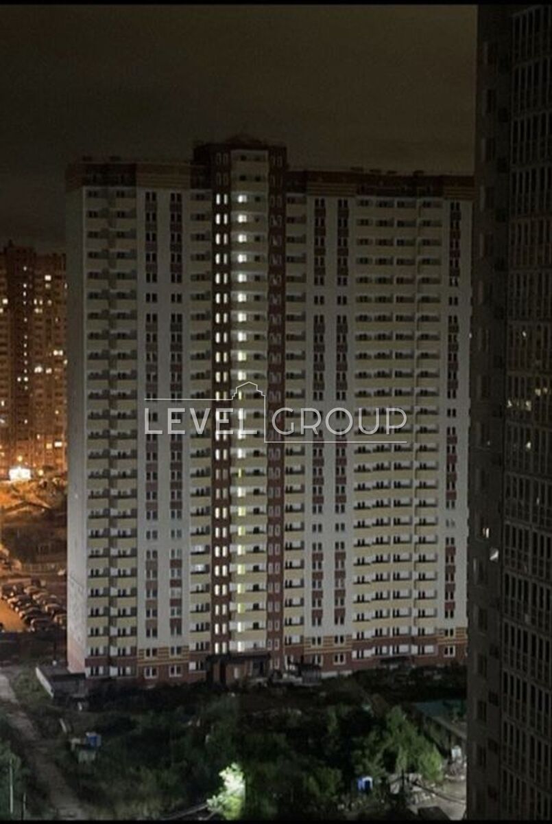 Borys Hmyri St., 19