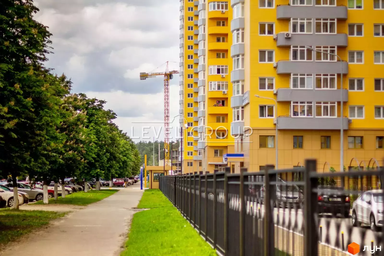 Юрія Кондратюка вул., 1