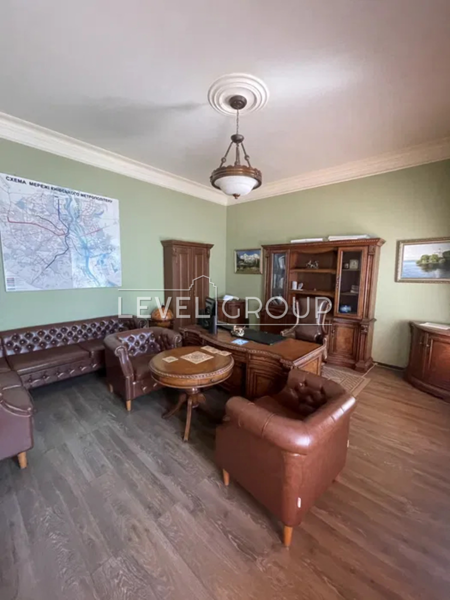 Деревообробна вул., 5д