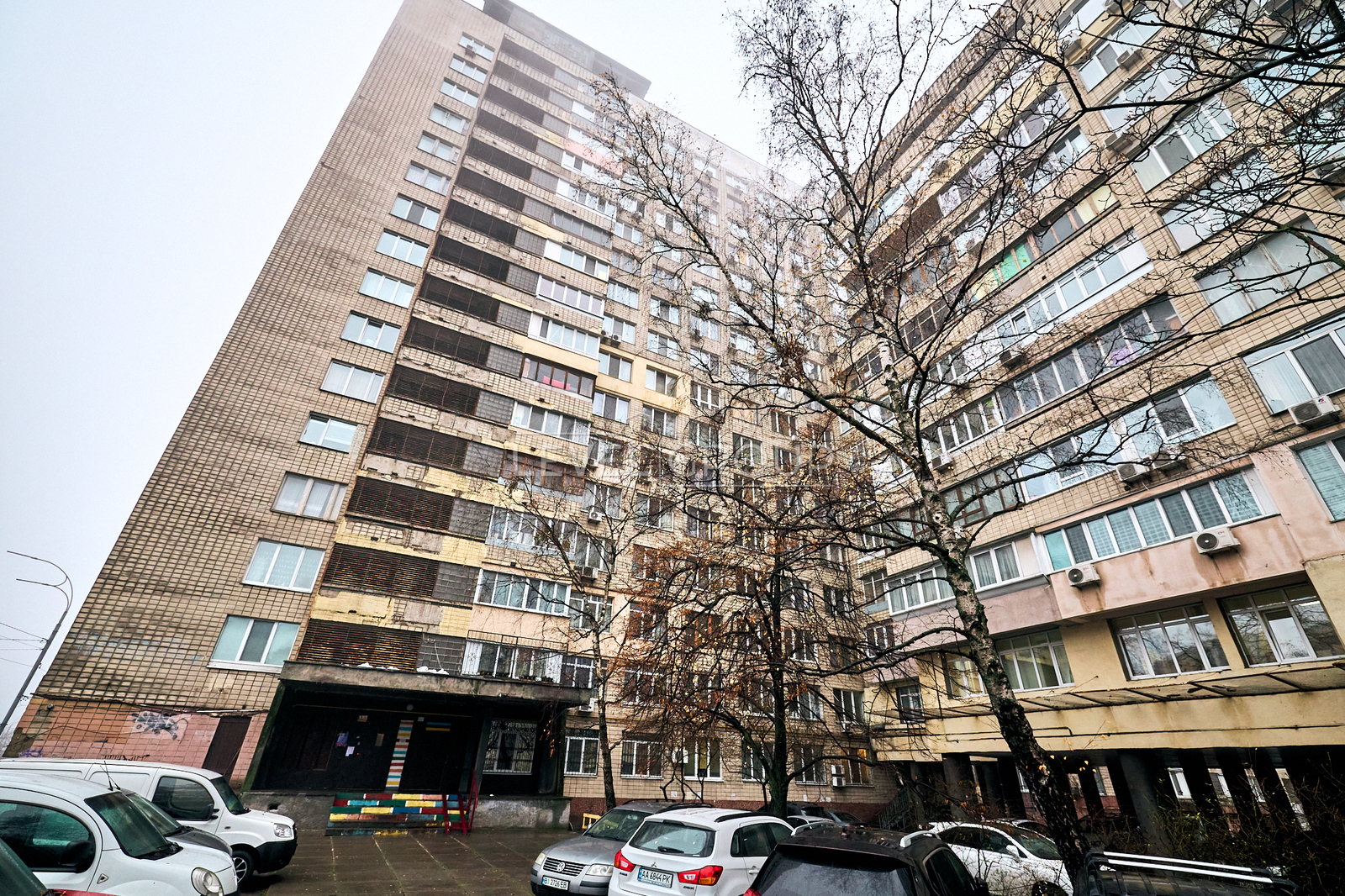 Лесі Українки бульв., 36б