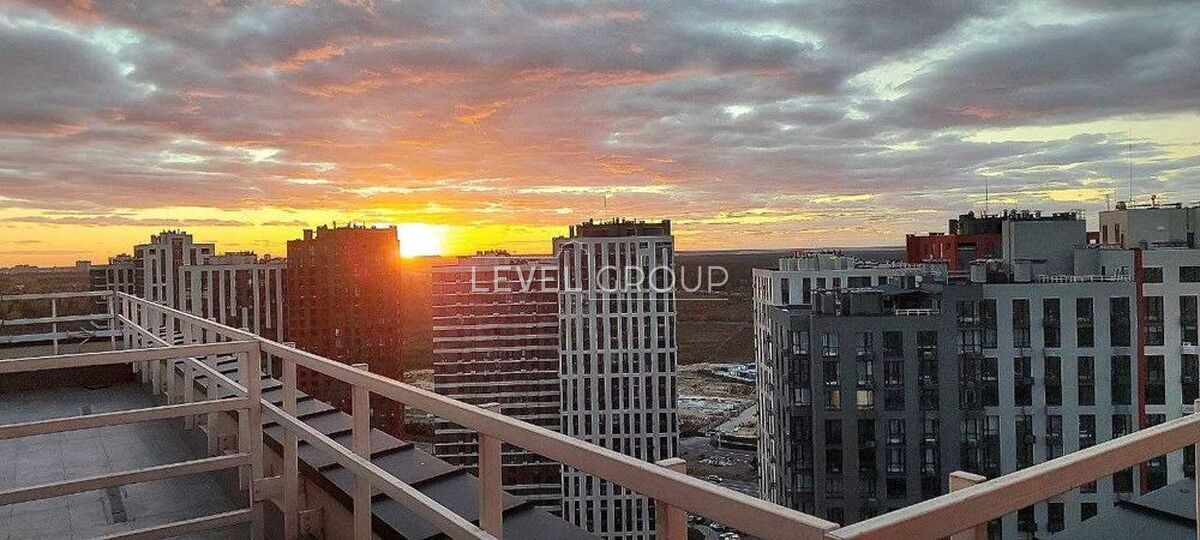 Европейського Союзу просп. (Правди), 49