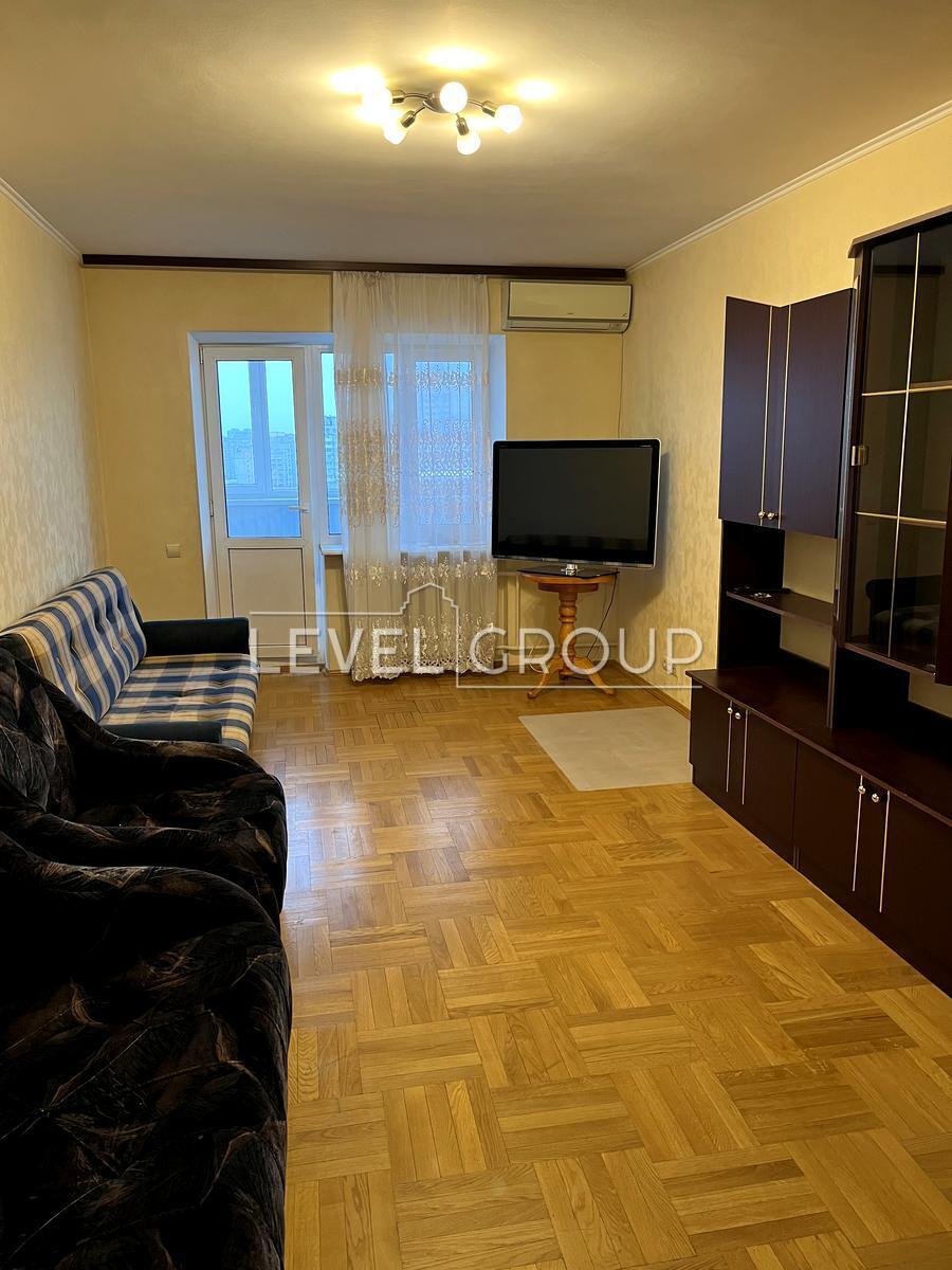 Sribnokilska St., 20
