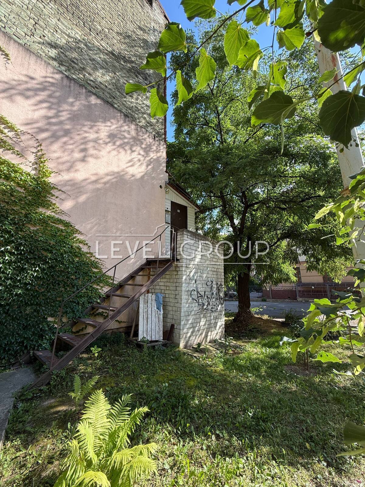 Dmytrivska St., 23 B