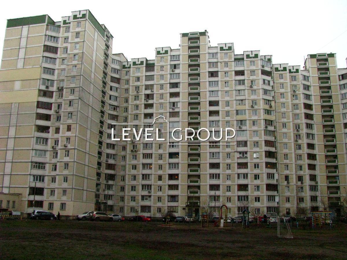 Вишняківська вул., 7б