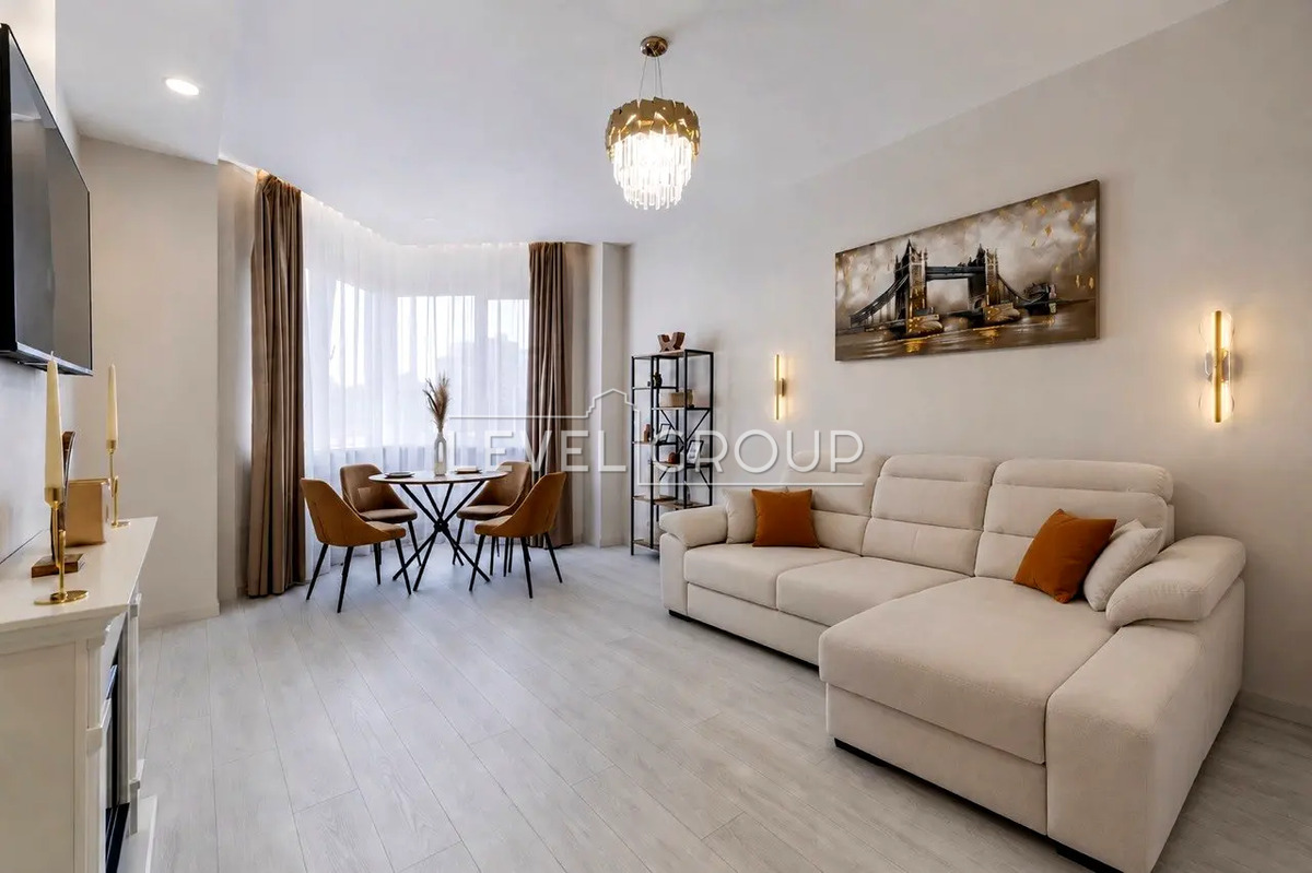Andriy Verkhoglyad St. (Mykhayla Dragomirova), 14A