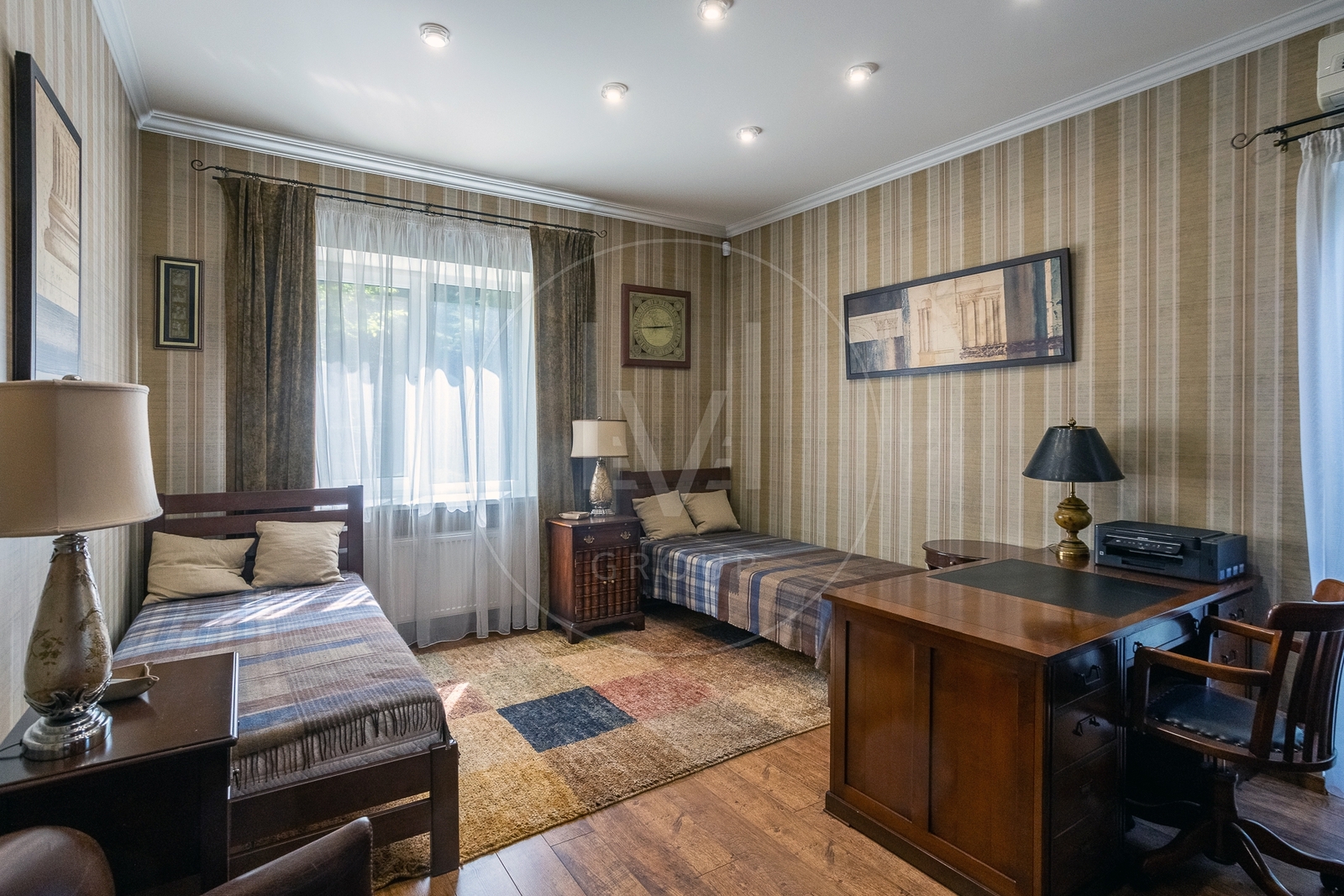 Івана Мазепи, 80