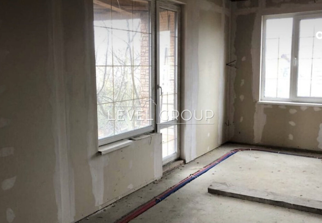 Нечуя-Левицького вул., 17