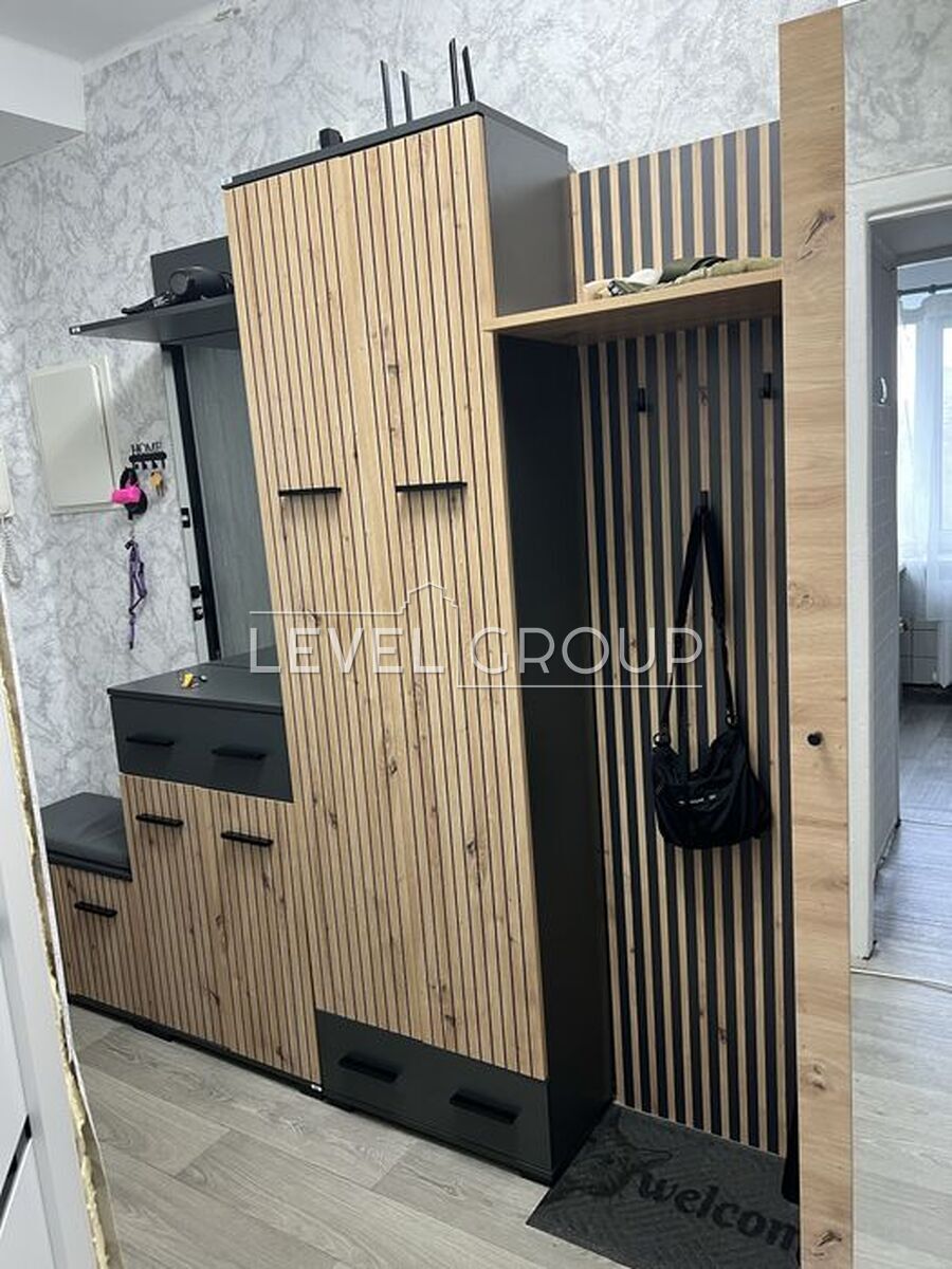 Чистяківська вул., 12