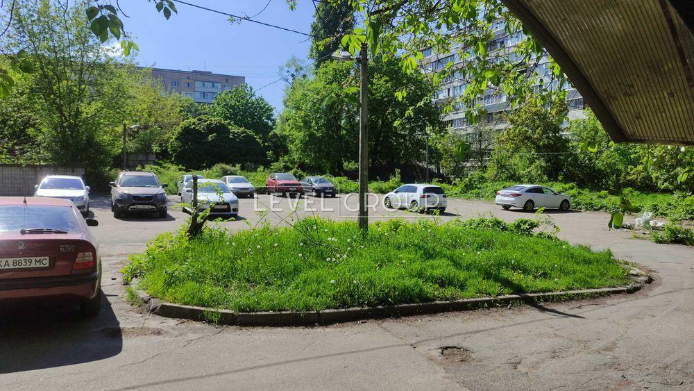 Голосіївський просп. (проспект 40-річчя Жовтня), 114/2