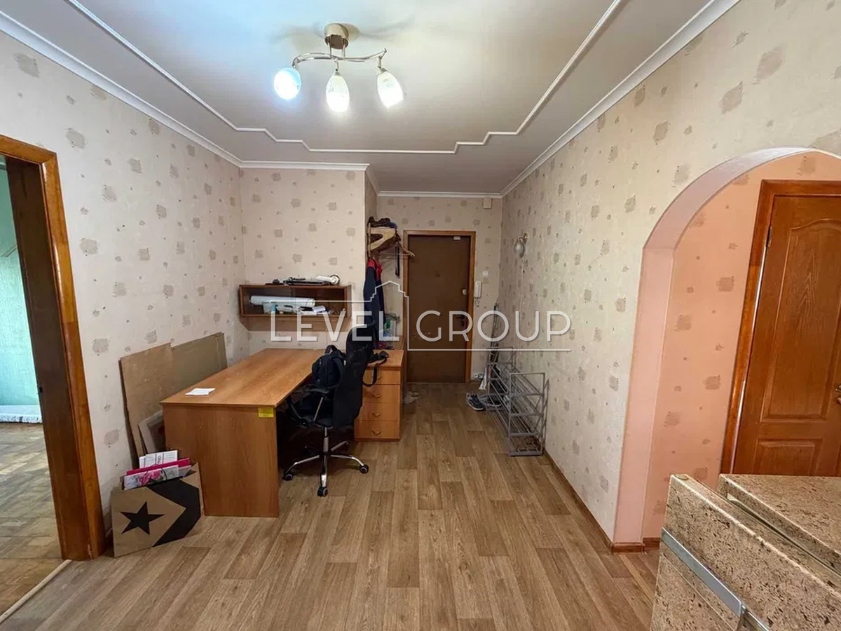 Миколи Закревського вул., 5