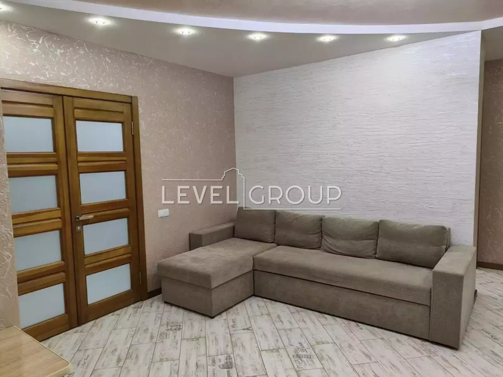 Нижньоключова, 14