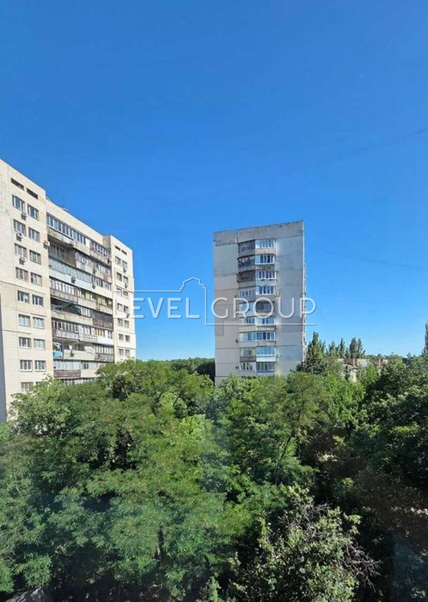 Голосіївський просп. (проспект 40-річчя Жовтня), 89