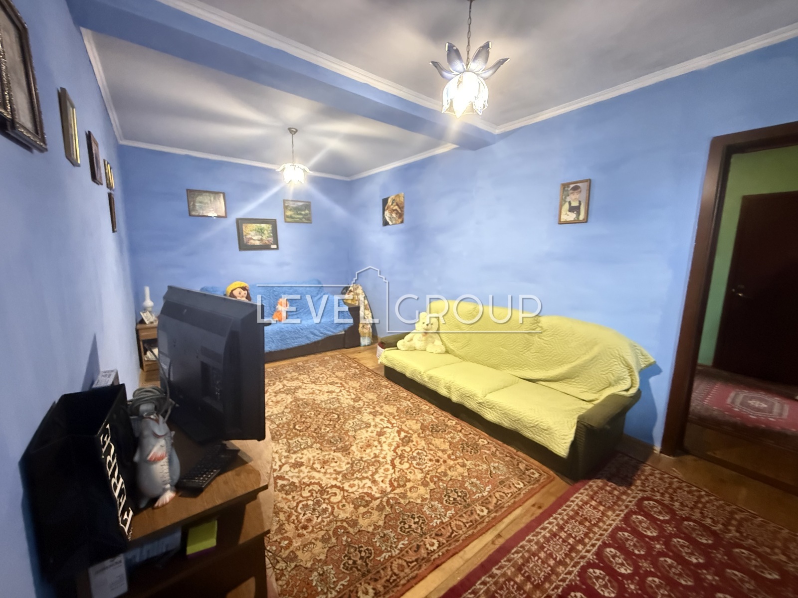 ірпінська, 64