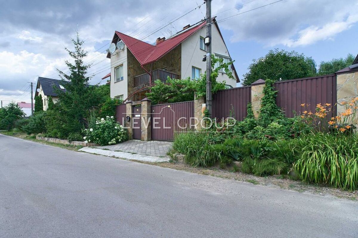 Степова вул., 9-А