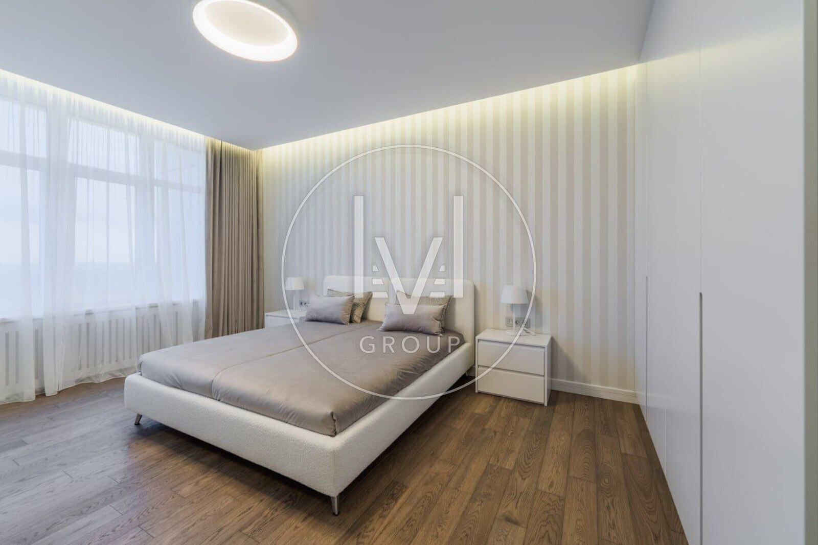 Andriy Verhoglyada str. (Mykhaila Dragomirova), 9