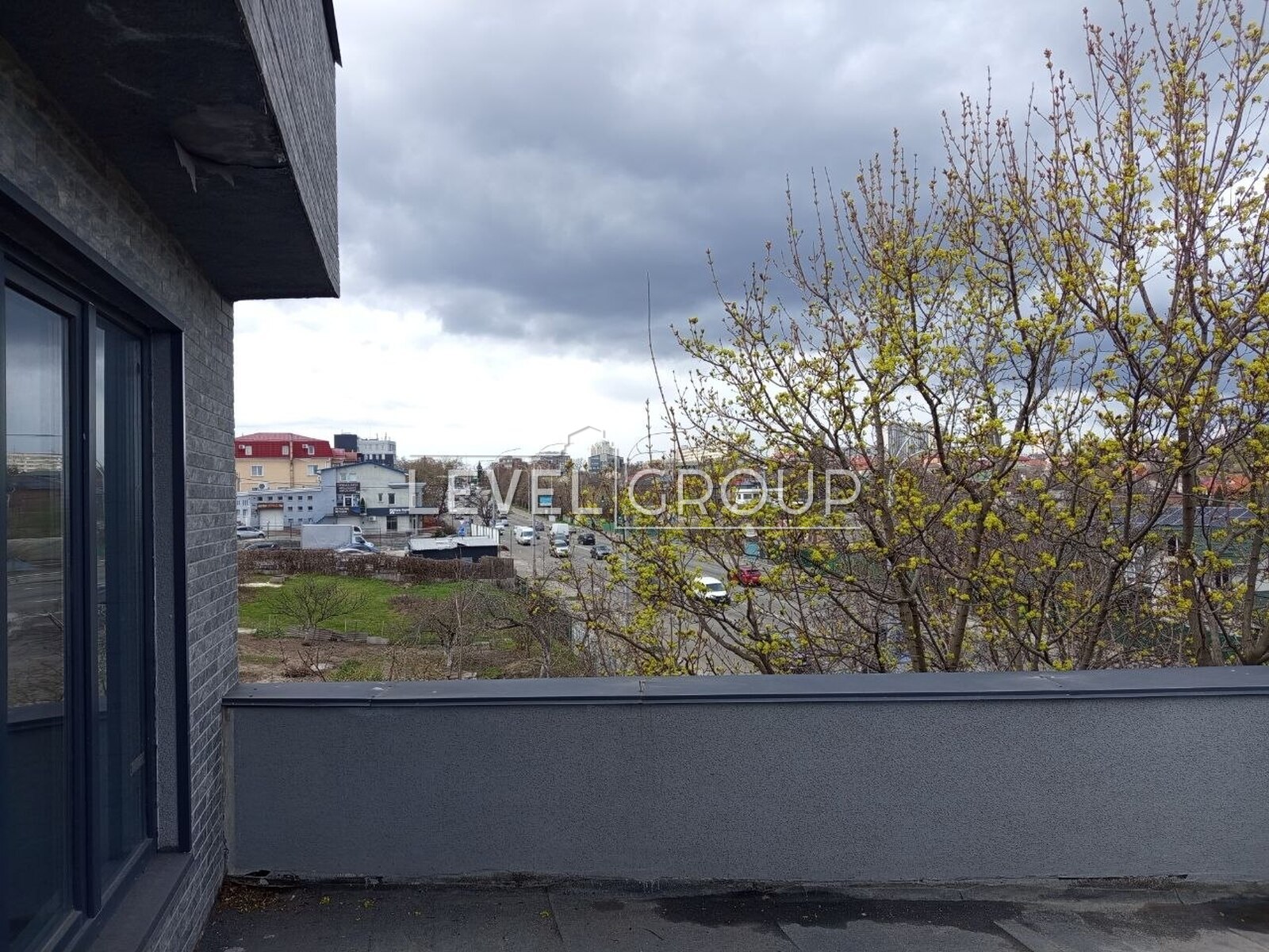 Крутогірна, 34