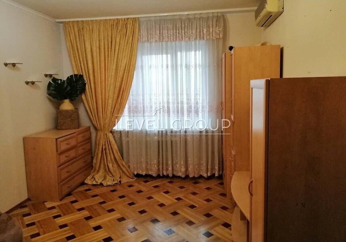 Драгоманова вул., 31Б