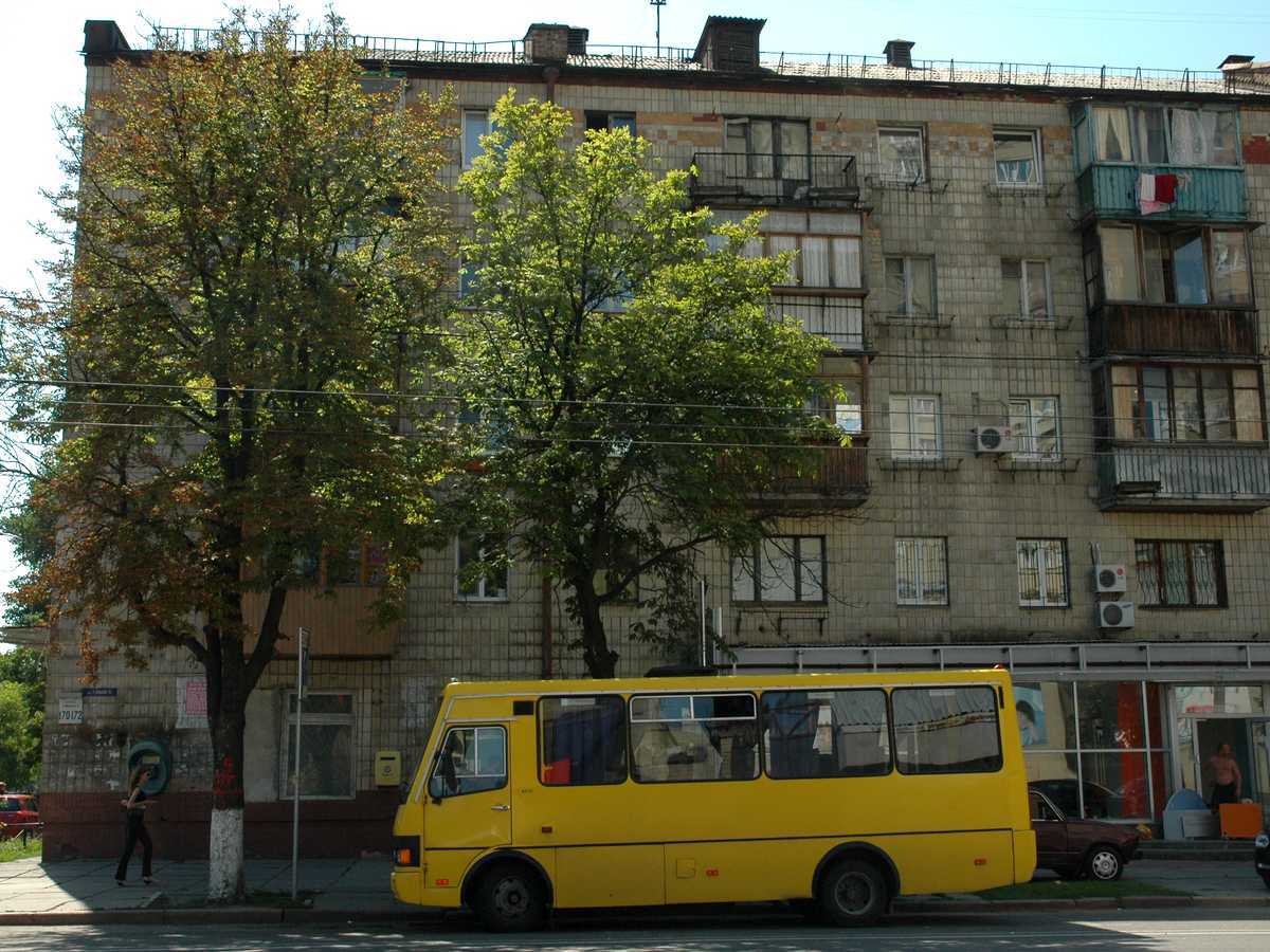 Antonovych St. (Gorky), 170/172