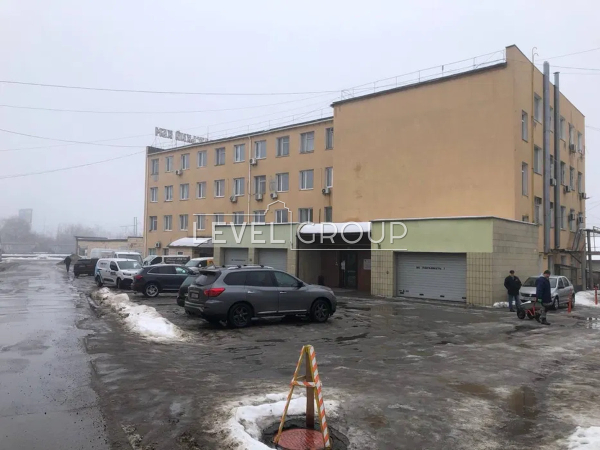 Pirogivskyi Shlyakh St. (Chervonopraporna), 34