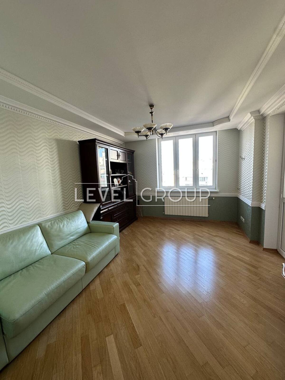 Sribnokilska St., 1