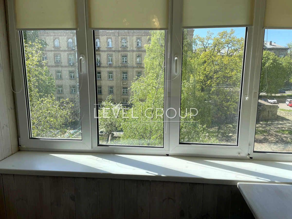 Гарматна вул., 21