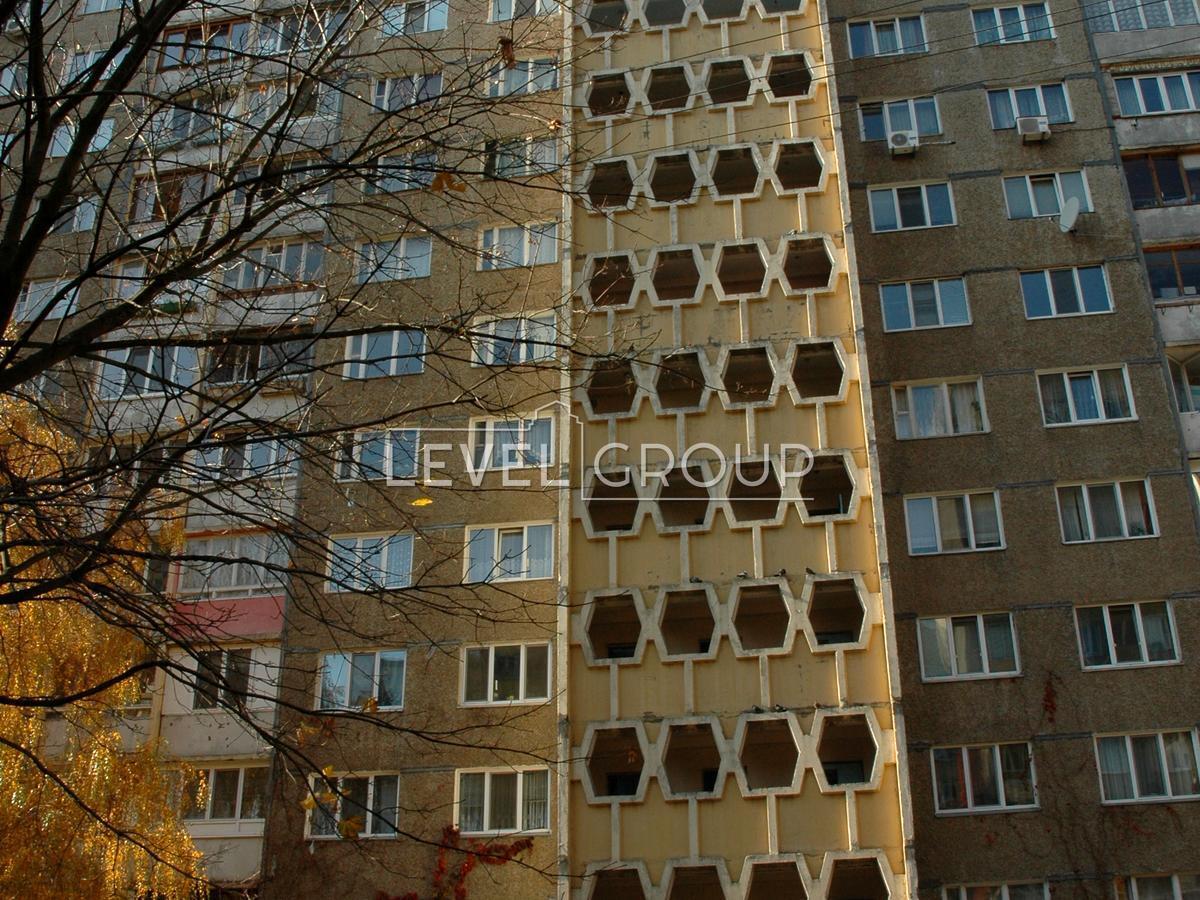 Vasyl Poryk St., 11b