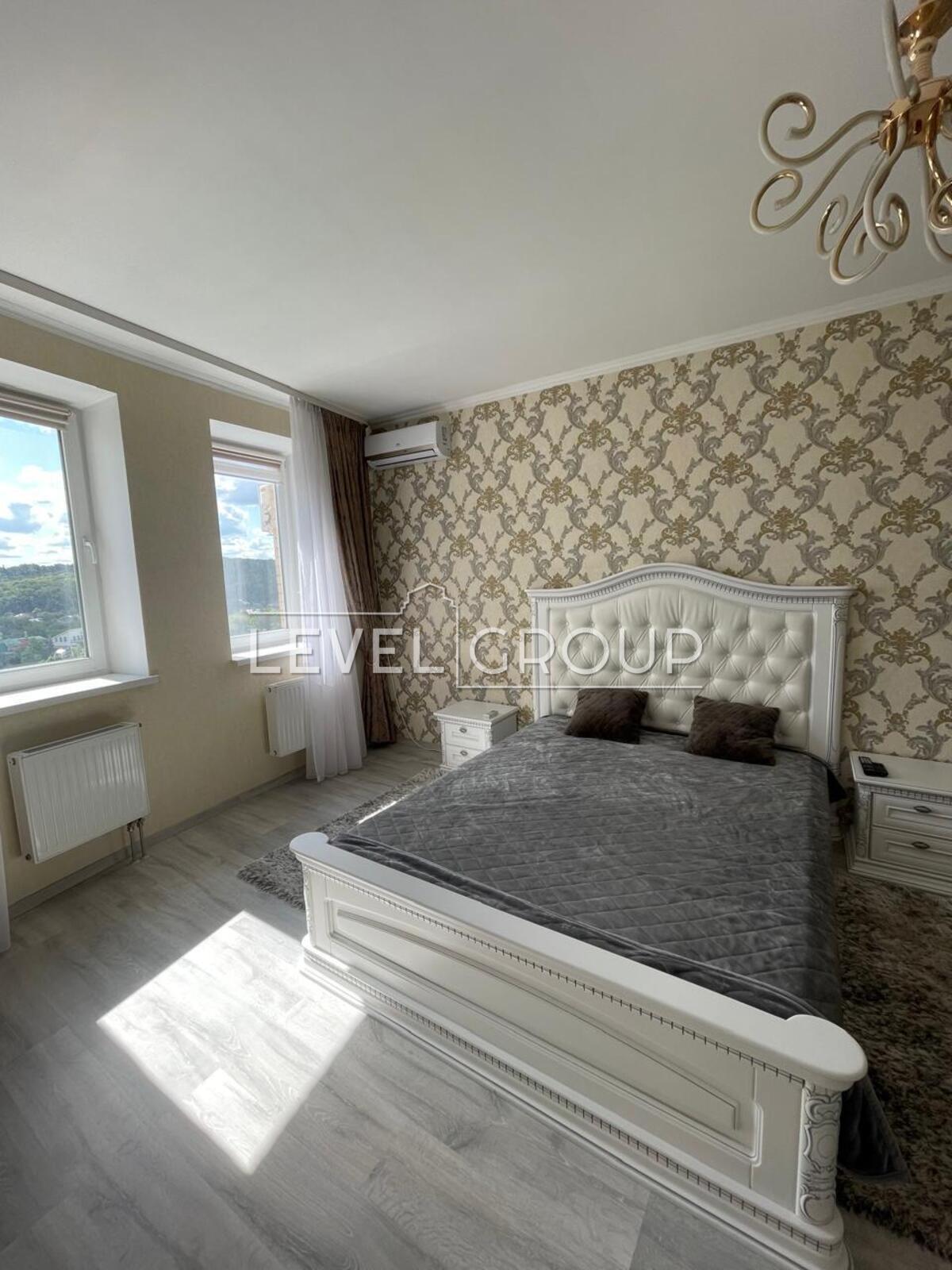 Голосіївська вул., 13А