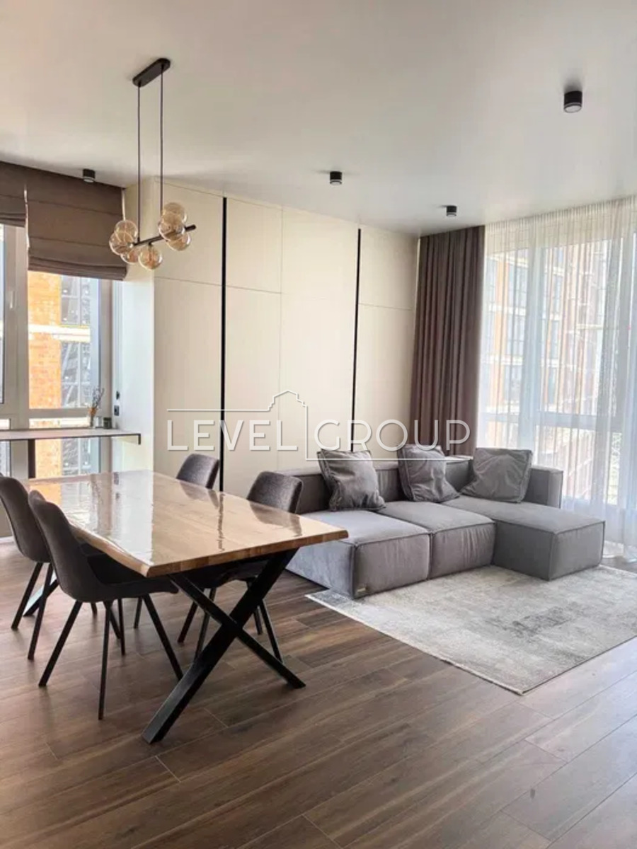 Миколи Пимоненка вул., 7