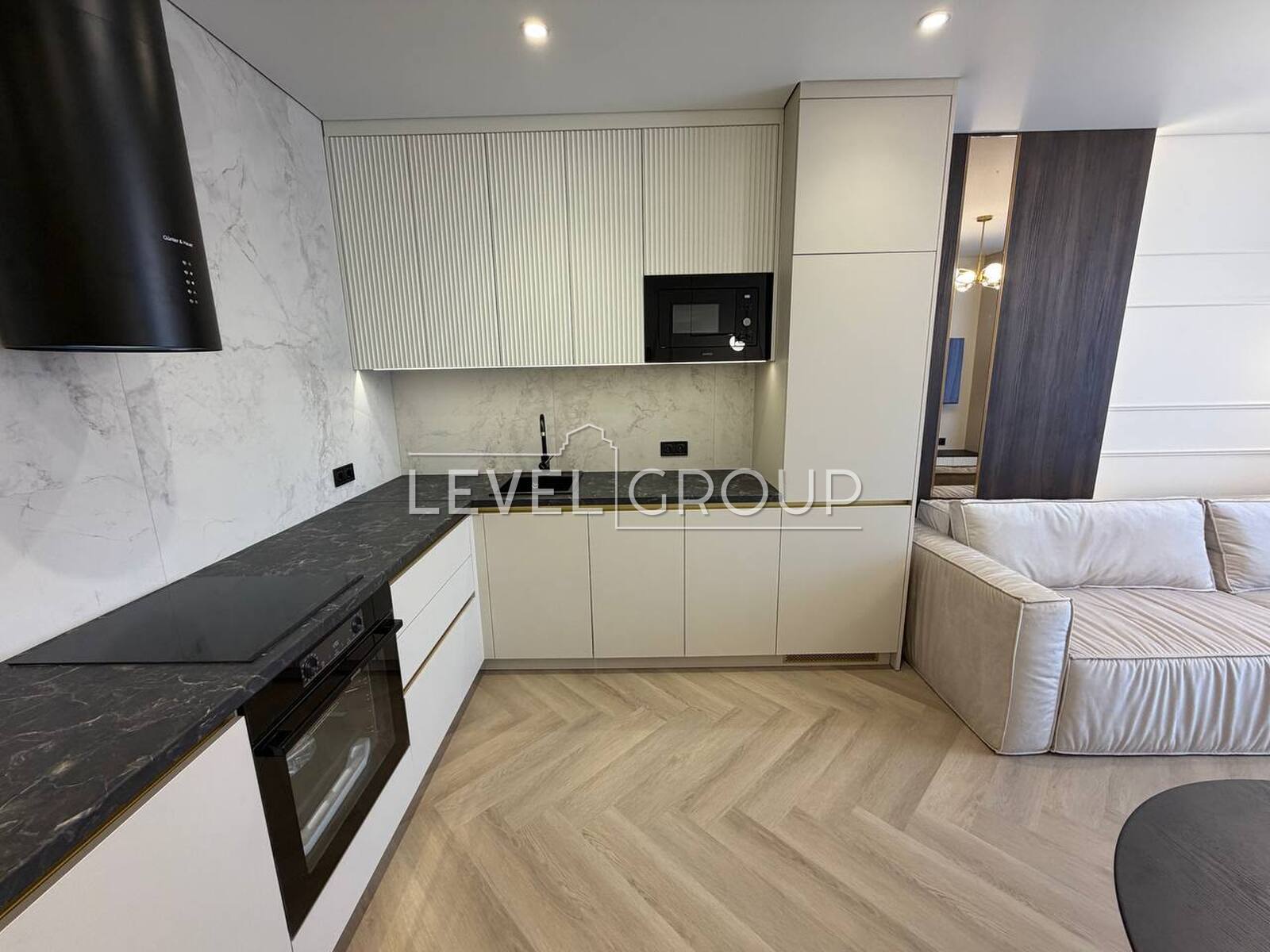 Oleksandra Olesia St., 17A